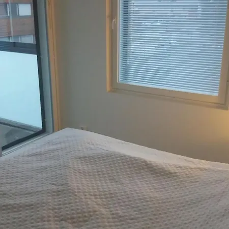 Apartment Moderni Asunto Hyvien Yhteyksien Paeaessae