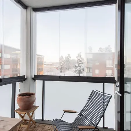 Apartment Moderni Asunto Hyvien Yhteyksien Paeaessae *